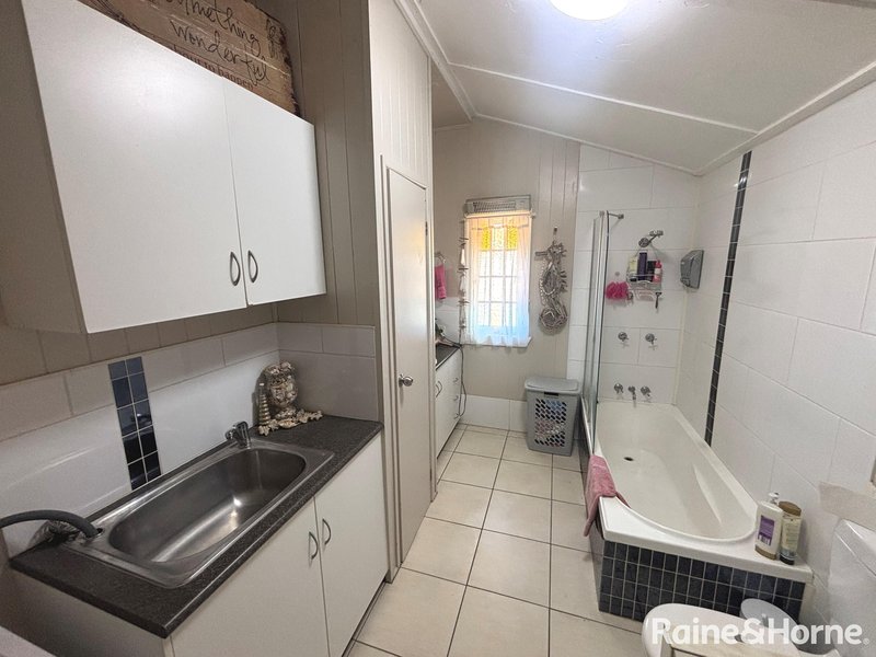 Photo - 25 Hodge Street, Kingaroy QLD 4610 - Image 9