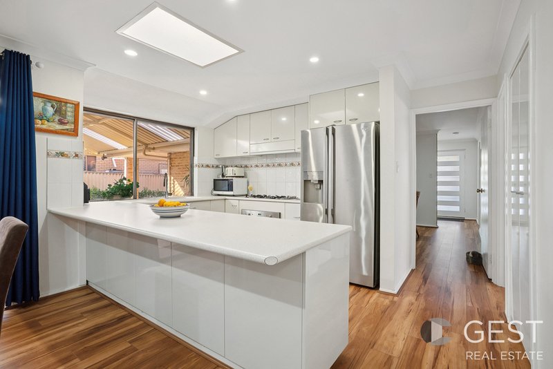 Photo - 25 Holden Drive, Noranda WA 6062 - Image 4