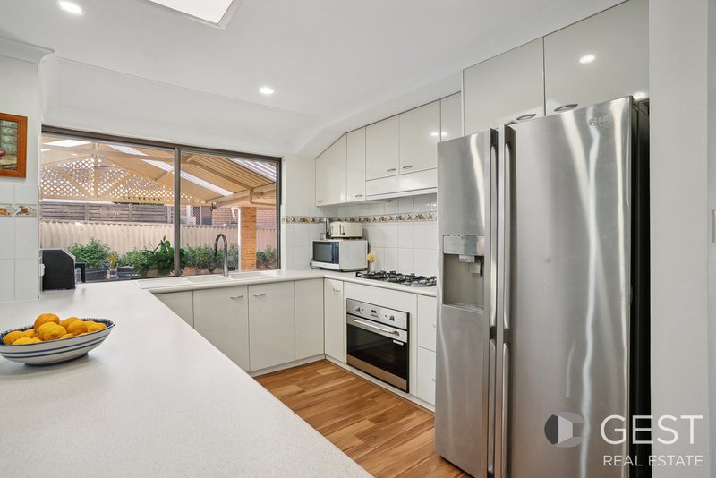 Photo - 25 Holden Drive, Noranda WA 6062 - Image 5