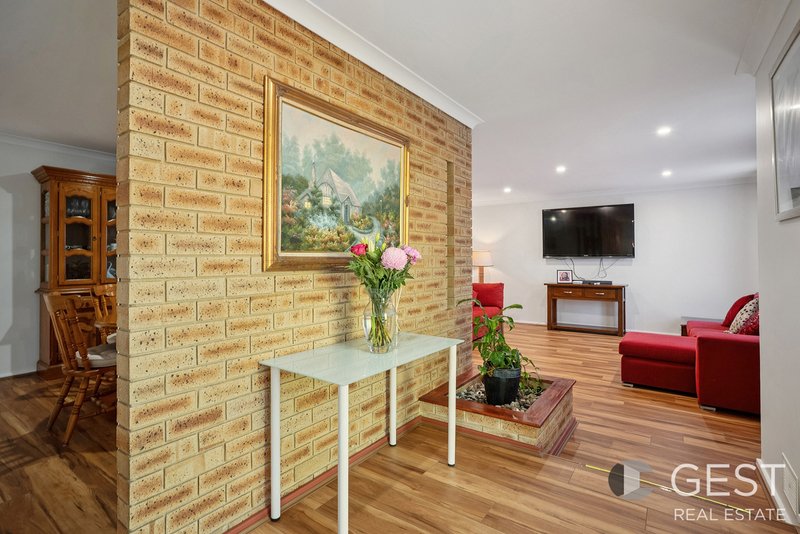 Photo - 25 Holden Drive, Noranda WA 6062 - Image 11