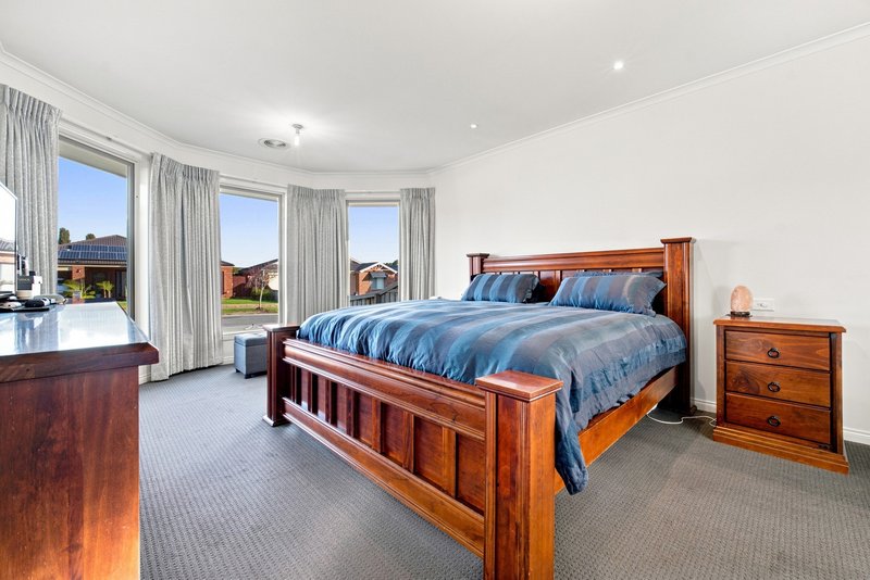 Photo - 25 Honey Myrtle Way, Cranbourne VIC 3977 - Image 15