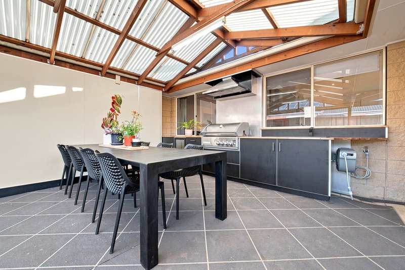 Photo - 25 Honey Myrtle Way, Cranbourne VIC 3977 - Image 23