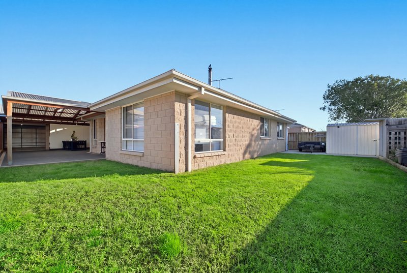 Photo - 25 Honey Myrtle Way, Cranbourne VIC 3977 - Image 24
