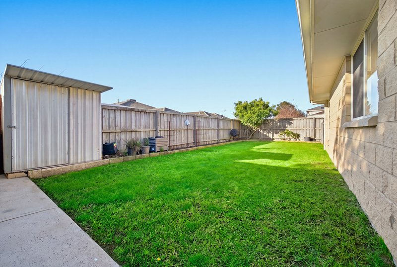 Photo - 25 Honey Myrtle Way, Cranbourne VIC 3977 - Image 25