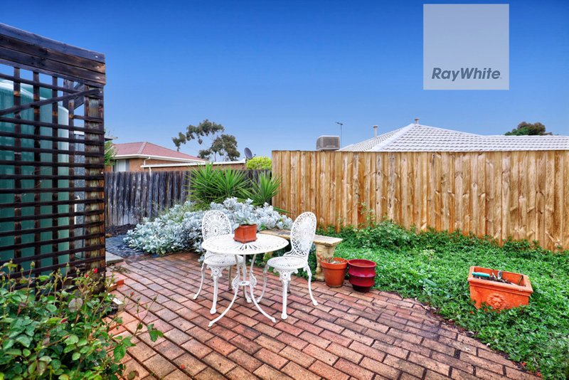 Photo - 25 Hopetoun Court, Westmeadows VIC 3049 - Image 16