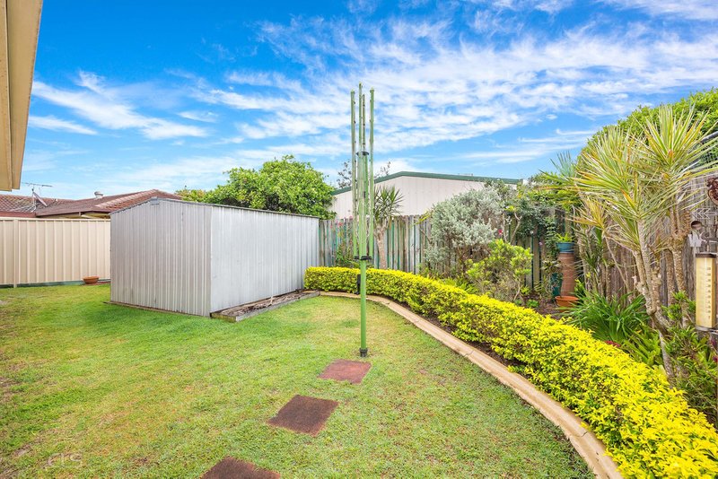 Photo - 25 Hoya Crescent, Bongaree QLD 4507 - Image 15