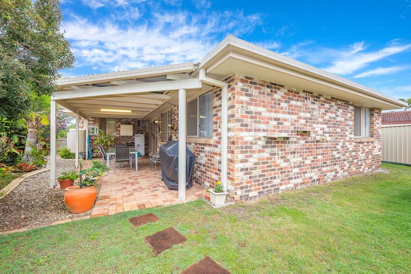 Photo - 25 Hoya Crescent, Bongaree QLD 4507 - Image 16