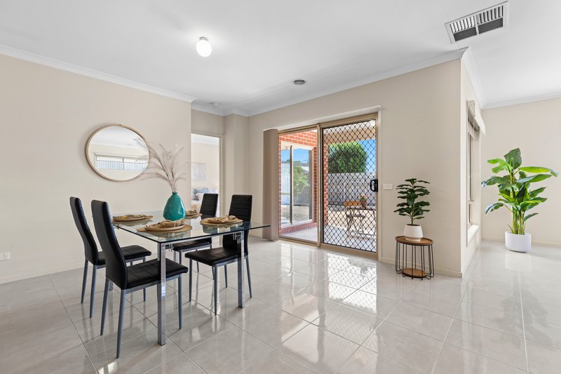 Photo - 25 Hughes Street, Hoppers Crossing VIC 3029 - Image 5