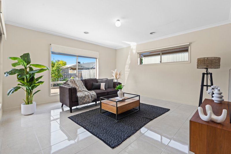 Photo - 25 Hughes Street, Hoppers Crossing VIC 3029 - Image 7