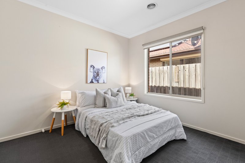 Photo - 25 Hughes Street, Hoppers Crossing VIC 3029 - Image 12