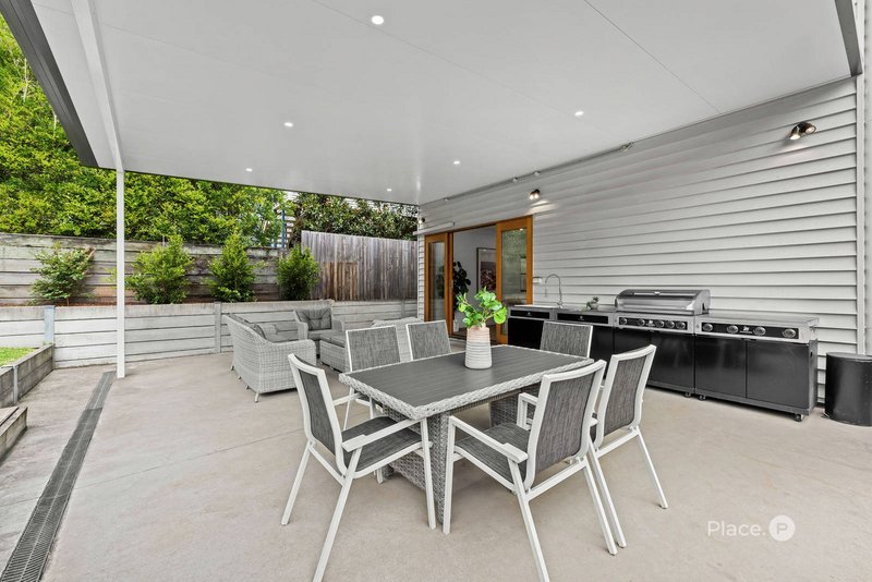 Photo - 25 Hunter Street, Greenslopes QLD 4120 - Image 6