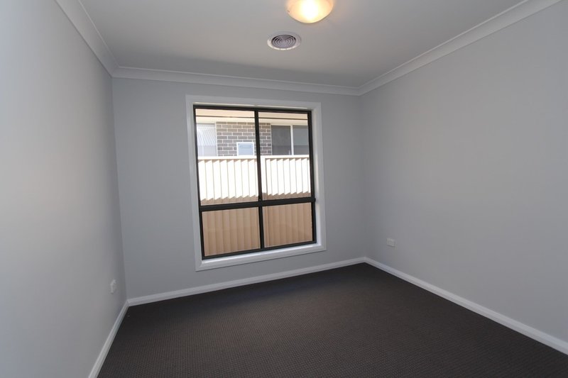 Photo - 25 Ignatius Place, Kelso NSW 2795 - Image 10