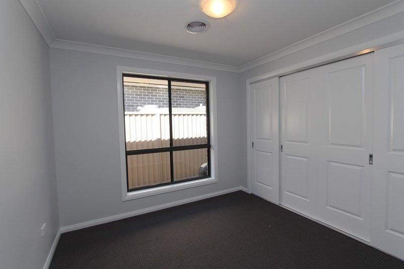 Photo - 25 Ignatius Place, Kelso NSW 2795 - Image 16