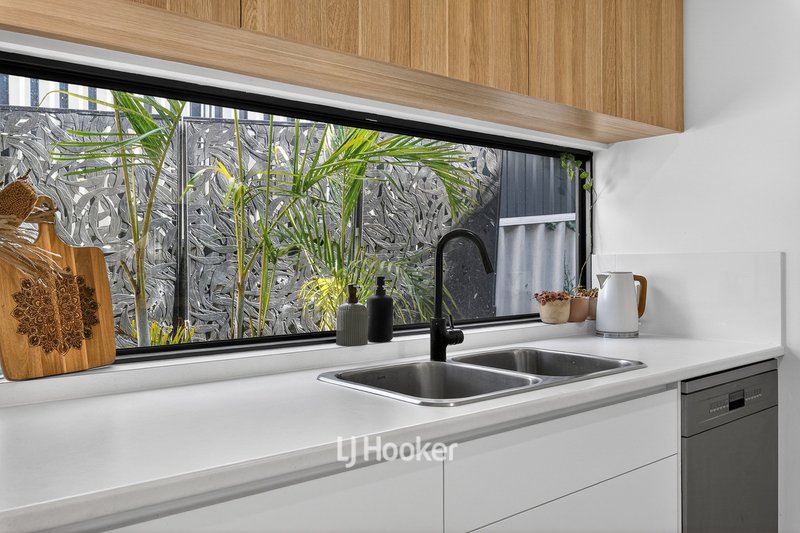 Photo - 25 Iluka Road, Binningup WA 6233 - Image 10