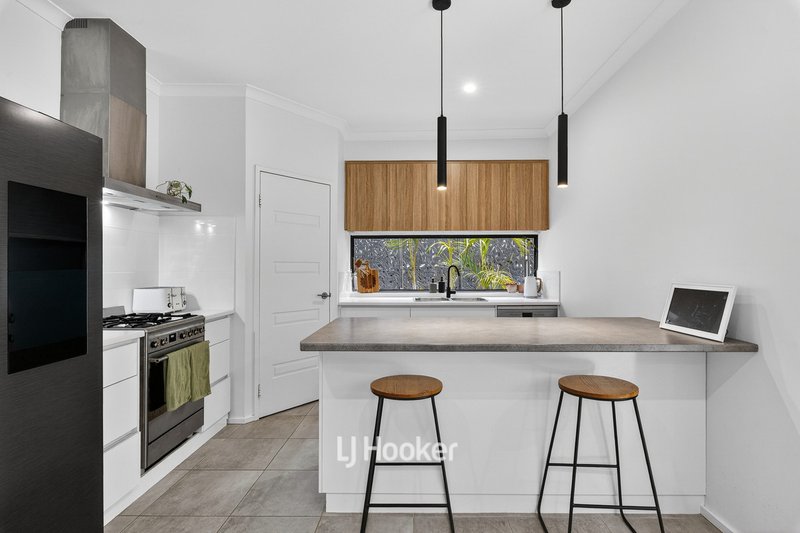 Photo - 25 Iluka Road, Binningup WA 6233 - Image 11
