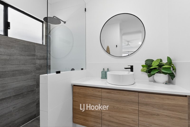 Photo - 25 Iluka Road, Binningup WA 6233 - Image 19