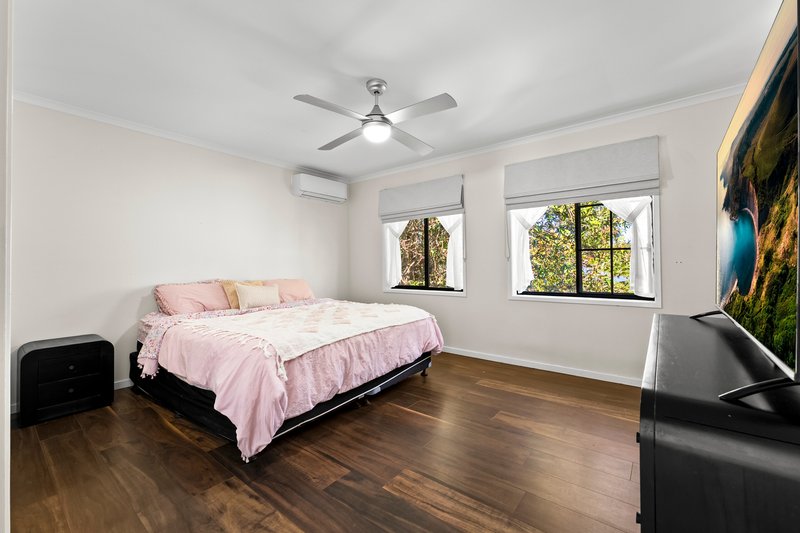 Photo - 25 Inwood Place, The Gap QLD 4061 - Image 13