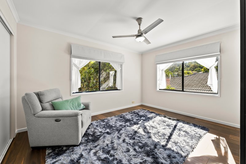 Photo - 25 Inwood Place, The Gap QLD 4061 - Image 14