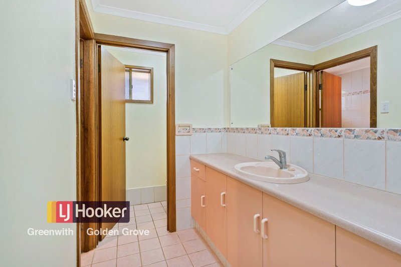 Photo - 25 Jacaranda Grove, Golden Grove SA 5125 - Image 11