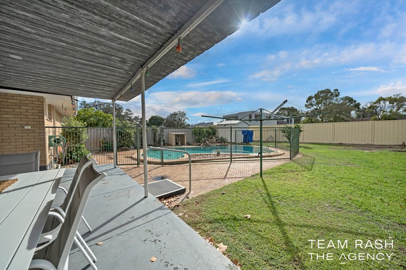 Photo - 25 Jakobsons Way, Morley WA 6062 - Image 17