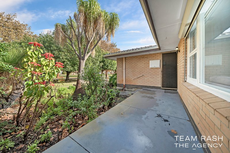 Photo - 25 Jakobsons Way, Morley WA 6062 - Image 22