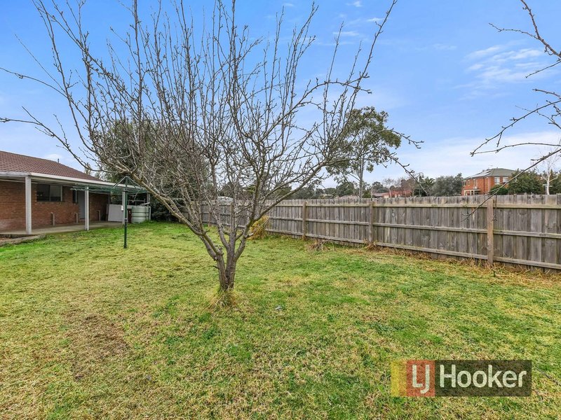 Photo - 2/5 Jarrah Court, Narre Warren VIC 3805 - Image 10