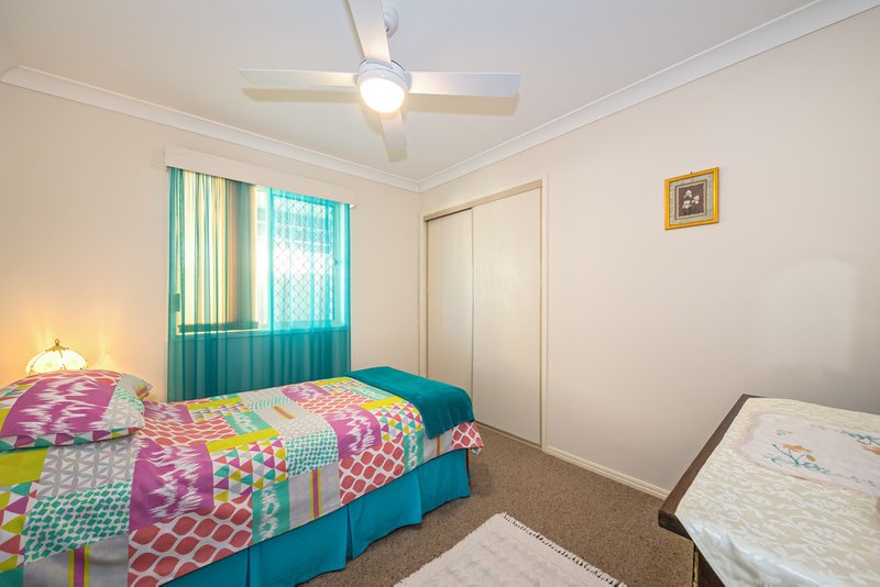 Photo - 25 Jasmin Drive, Bongaree QLD 4507 - Image 10