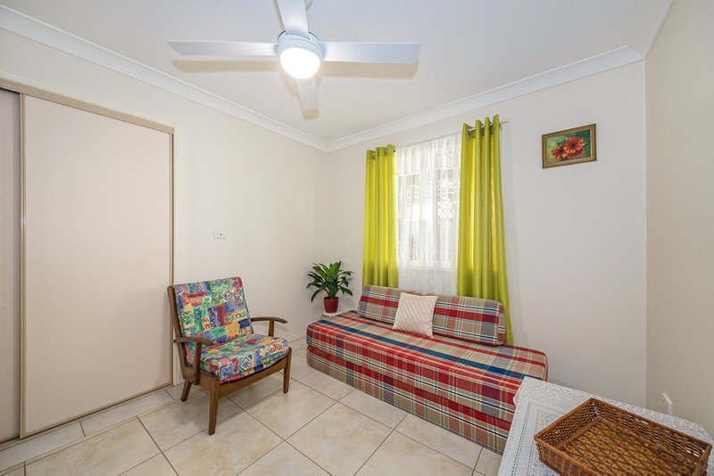 Photo - 25 Jasmin Drive, Bongaree QLD 4507 - Image 12