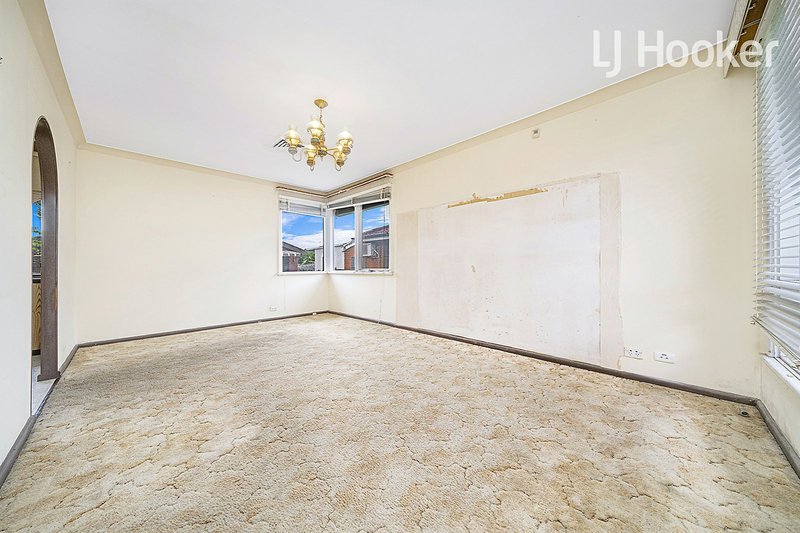 Photo - 25 Jasmine Crescent, Cabramatta NSW 2166 - Image 2