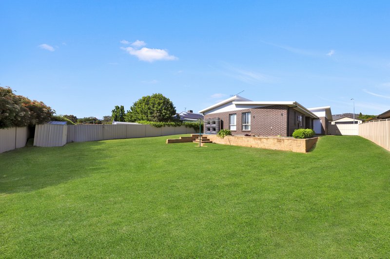 Photo - 25 Jeffrey Circuit, Tumut NSW 2720 - Image 17