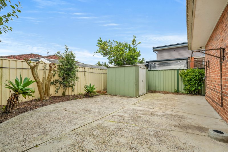 Photo - 2/5 Jenkins Street, Davistown NSW 2251 - Image 7