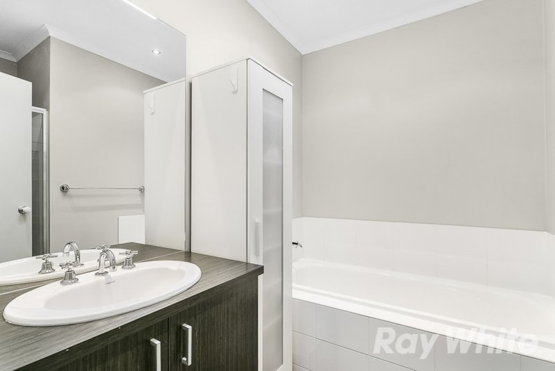 Photo - 25 Joelson Avenue, Scoresby VIC 3179 - Image 9