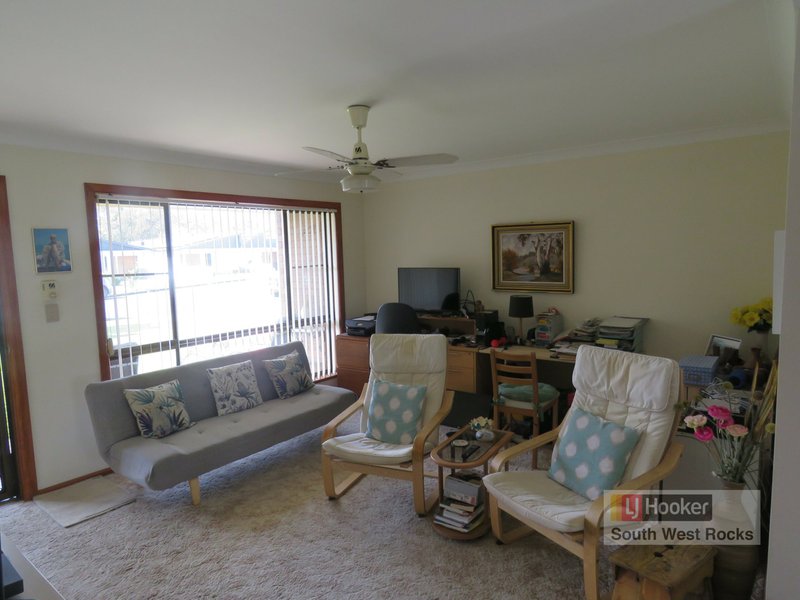 Photo - 2/5 John Shaw Close, South West Rocks NSW 2431 - Image 6