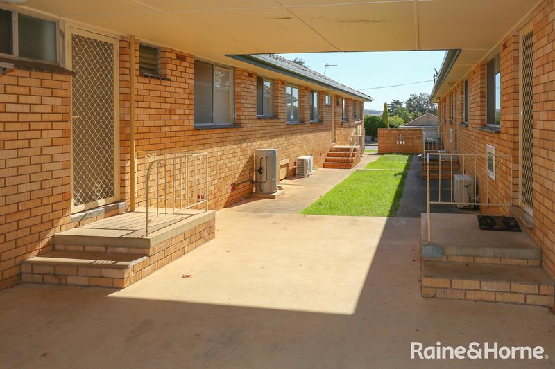 Photo - 2/5 Joyes Place, Tolland NSW 2650 - Image 7