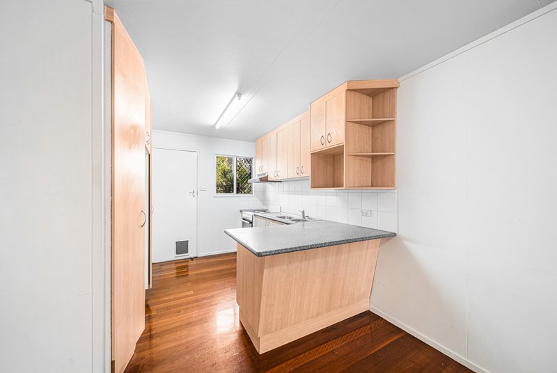 Photo - 25 Judith Street, Burnside QLD 4560 - Image 4