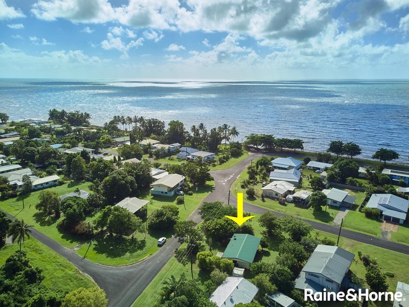 Photo - 25 Judy Street, Flying Fish Point QLD 4860 - Image 13