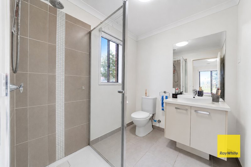 Photo - 25 Jupiter Drive, Truganina VIC 3029 - Image 6