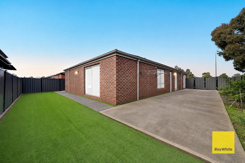 Photo - 25 Jupiter Drive, Truganina VIC 3029 - Image 16