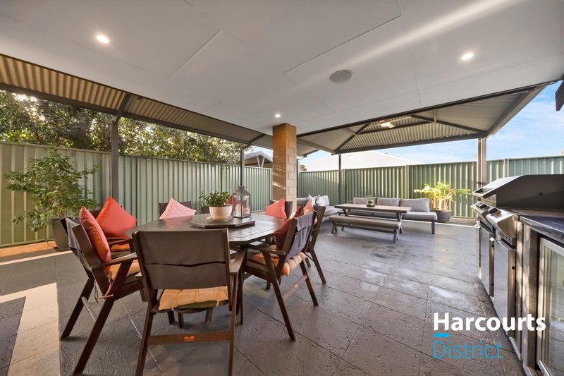 Photo - 25 Karlak Circuit, Forrestfield WA 6058 - Image 25