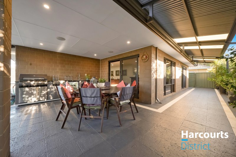 Photo - 25 Karlak Circuit, Forrestfield WA 6058 - Image 27
