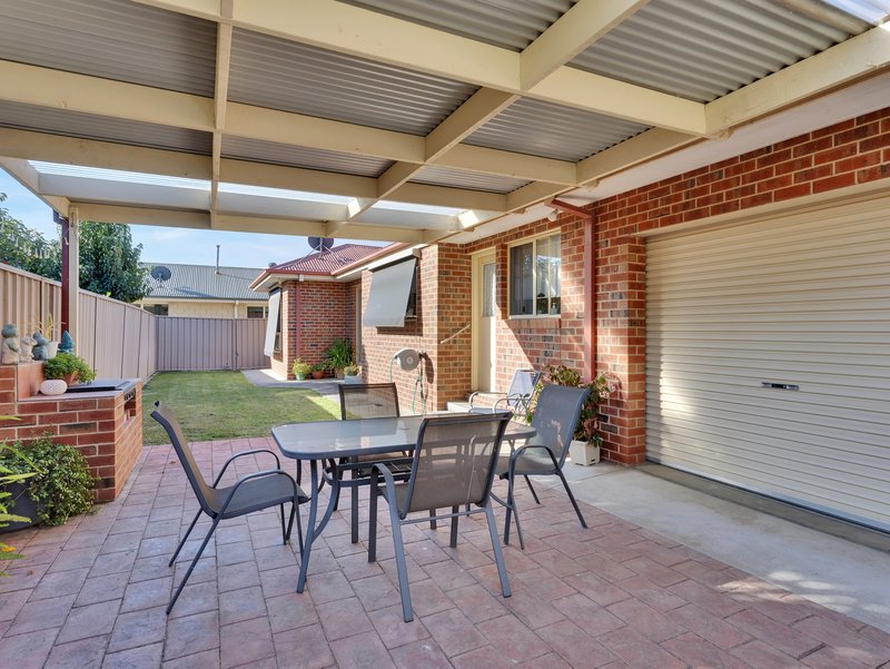 Photo - 2/5 Kathleen Court, Wangaratta VIC 3677 - Image 11