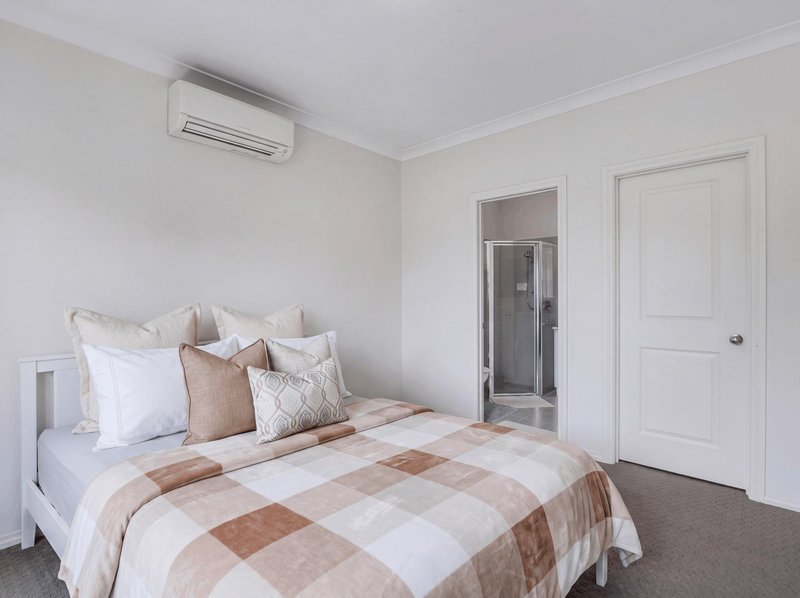 Photo - 25 Kenmair Street, Mansfield Park SA 5012 - Image 10
