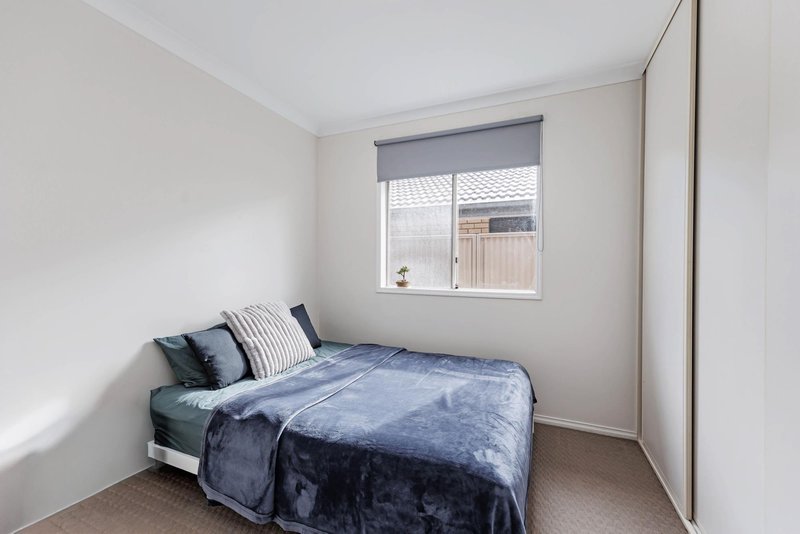 Photo - 25 Kenmair Street, Mansfield Park SA 5012 - Image 11