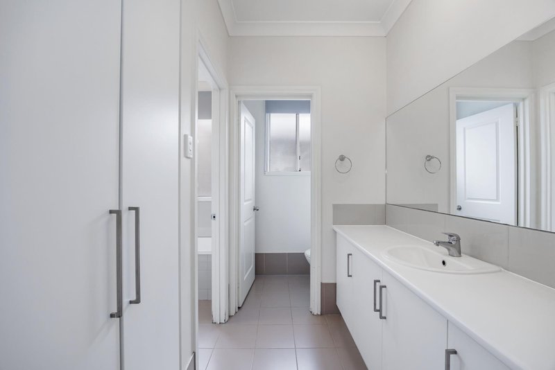 Photo - 25 Kenmair Street, Mansfield Park SA 5012 - Image 13
