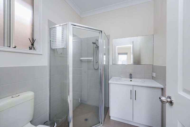 Photo - 25 Kenmair Street, Mansfield Park SA 5012 - Image 15
