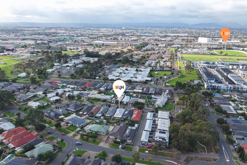 Photo - 25 Kenmair Street, Mansfield Park SA 5012 - Image 21