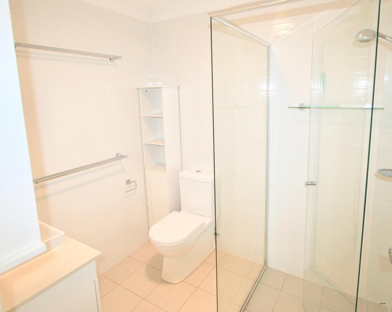 Photo - 2/5 Kenmare Court, Banora Point NSW 2486 - Image 7