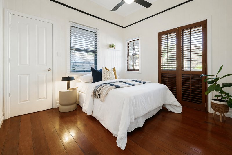 Photo - 25 Kent Street, Red Hill QLD 4059 - Image 11