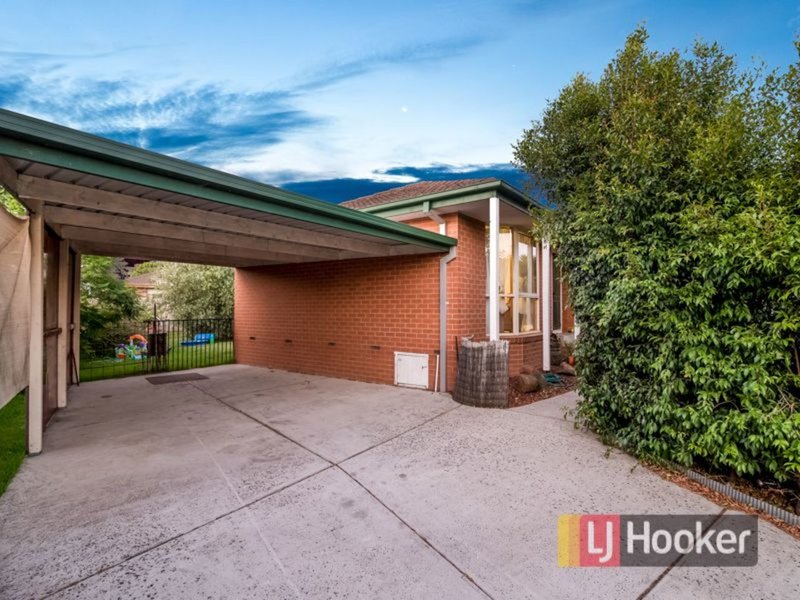 25 Kerrison Drive, Hampton Park VIC 3976