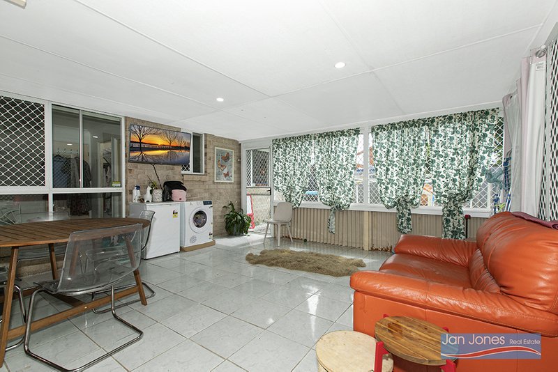 Photo - 25 Kevin St , Deception Bay QLD 4508 - Image 17